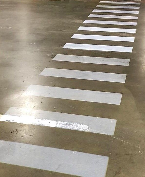 Système de passage piéton par projecteur LED