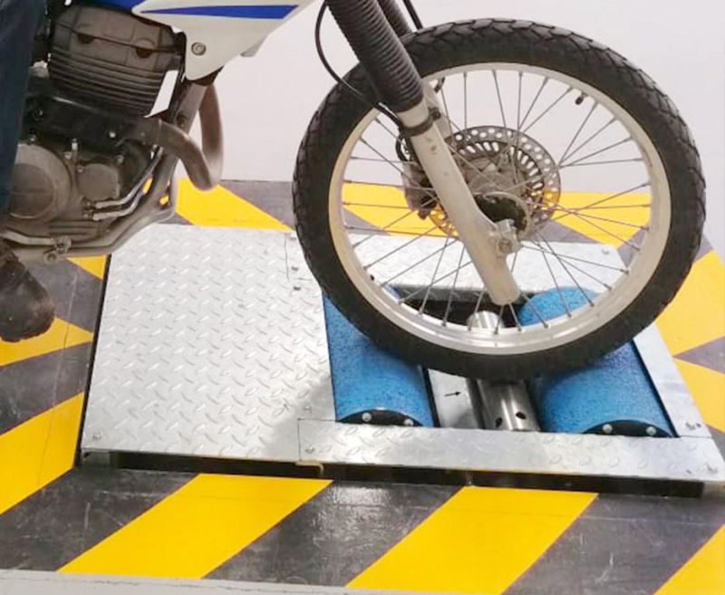 Cap9410 - Banc de freinage 2 roues - Capelec - Écran tactile, télémaintenance, châssis galvanisé_1