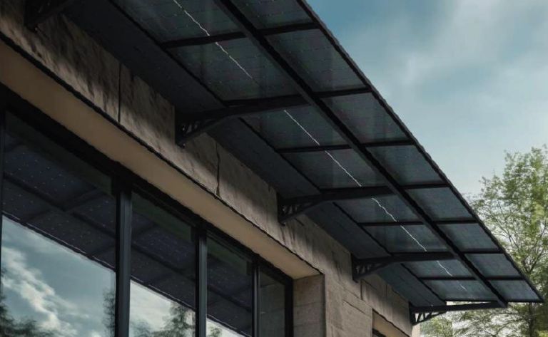 Auvent photovoltaïque en aluminium - Portrait - Eureka_1