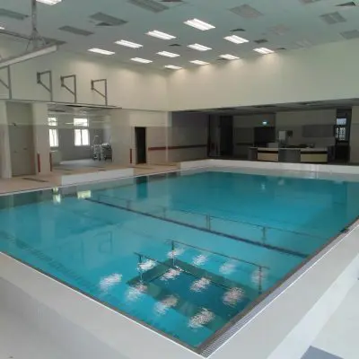 Fond mobile en bassin thérapeutique_1