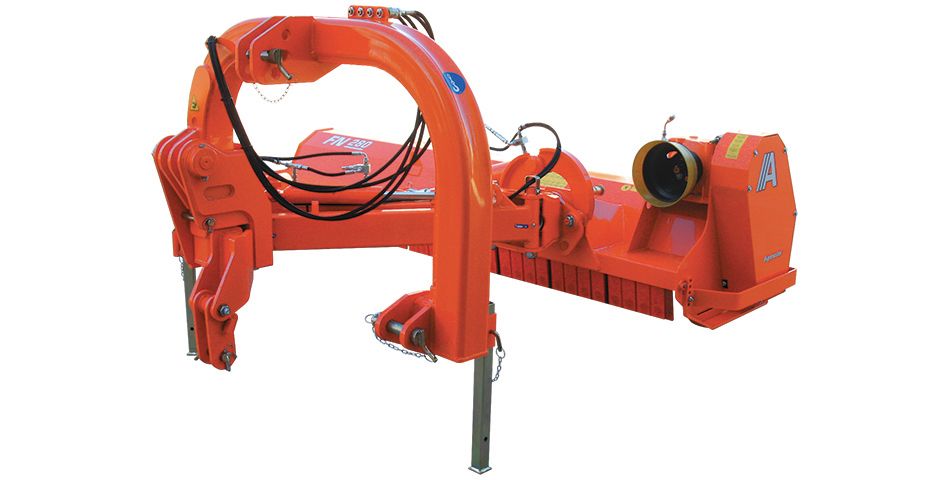 Broyeur avec déport latéral hydraulique adapté pour l'herbe et le bois de moyenne dimension