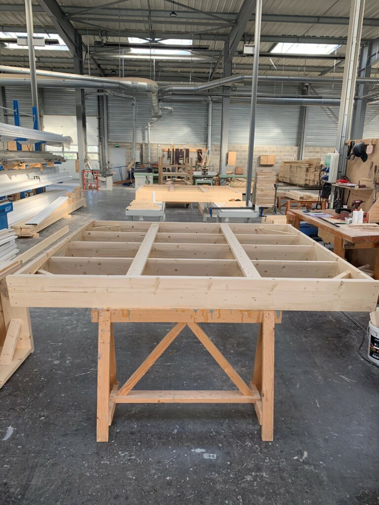 Mannequins de coffrage en bois - Building Partner Coffrages - Réservations personnalisées pour béton_1