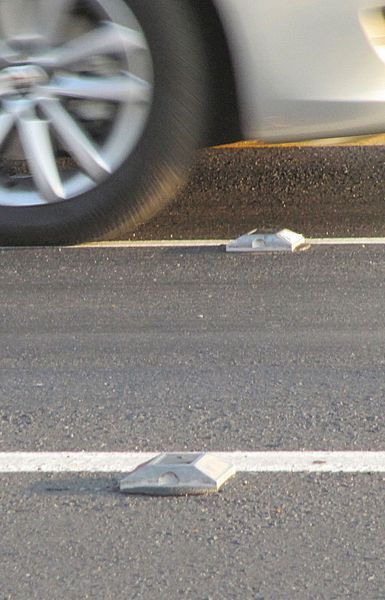 Ploalb - plot routier solaire aluminium - signals - 105 mm_1