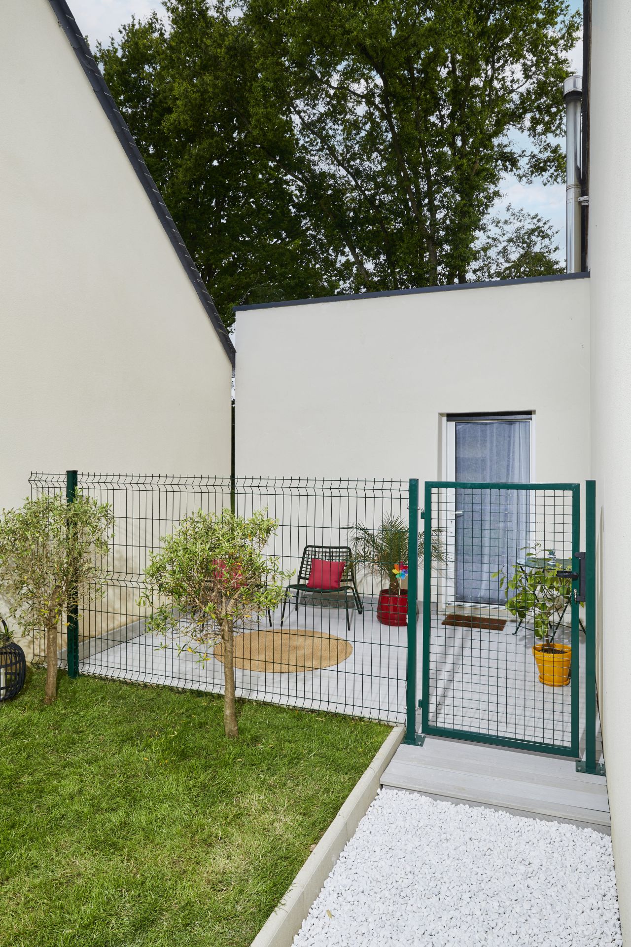 Portillon Garden +_0