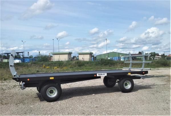 Plateau pour fourrages de 6 mètres avec plancher acier antidérapant