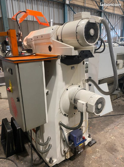 Fraiseuse Huron MU6 - graissage automatique - table 2000x460 mm - AcuRite 3 axes - Conventionnelle - Occasion_1