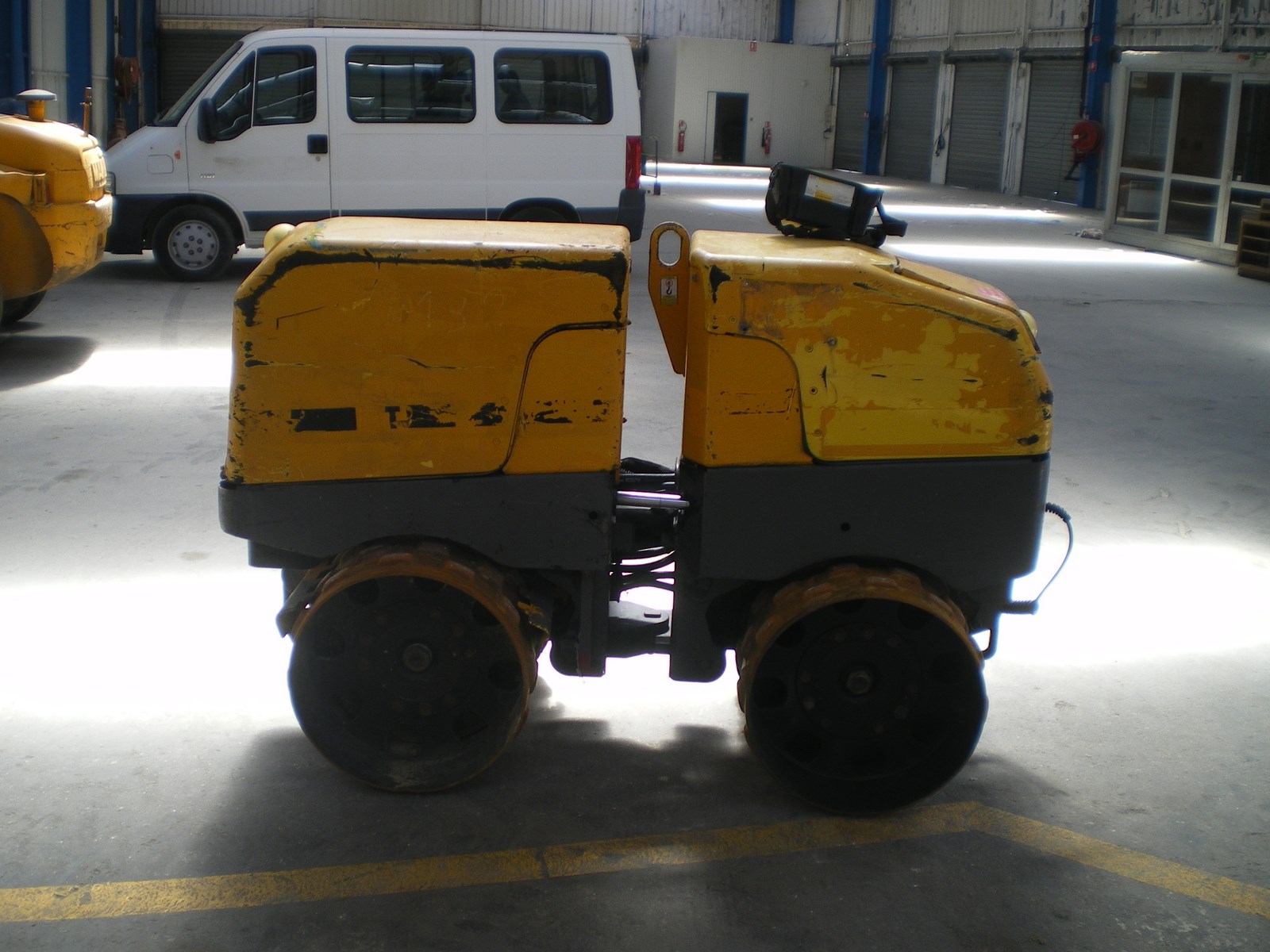 Compacteur de tranchee_1