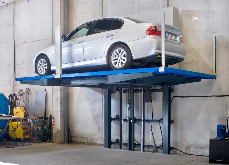 Monte voiture à fonctionnement électro hydraulique la plus adaptée pour les transferts verticaux de véhicules_1