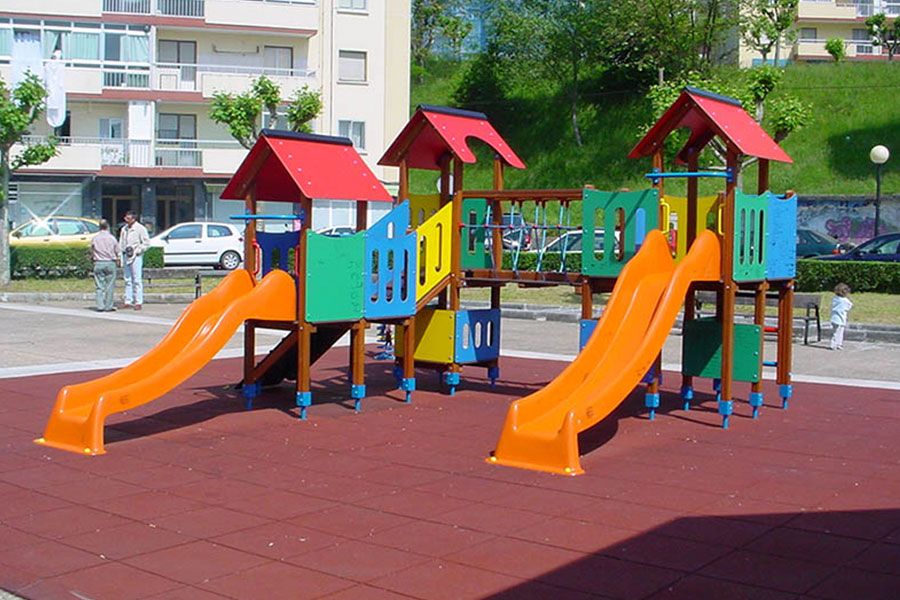 Structure de jeux combinées pour enfants de 3 à 13 ans - Maroc B / Solid GE-2700B - Surface Totale : 8,58 x 7,41 m - Jolas_1