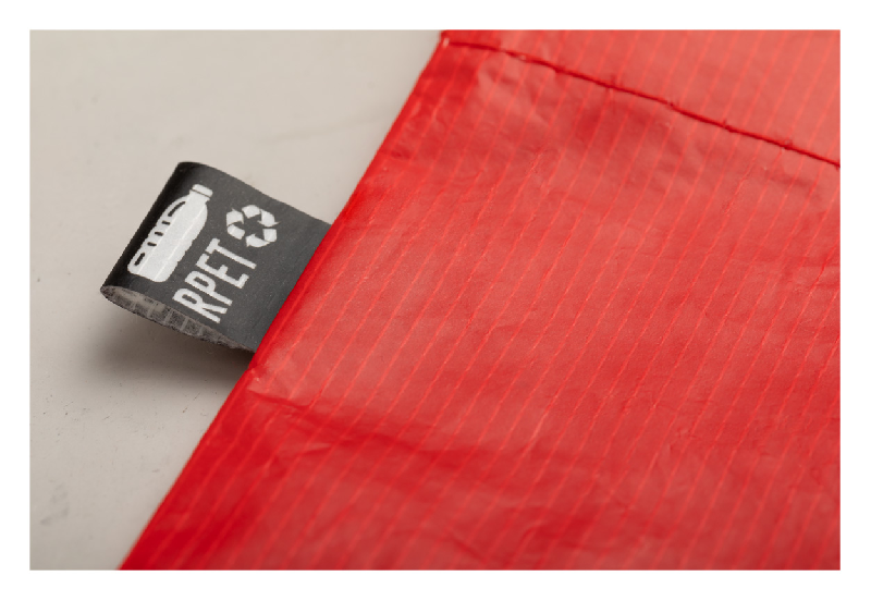 Tote bag publicitaire - laminé en RPET 100 g/m² - anses longues - couleur rouge_1