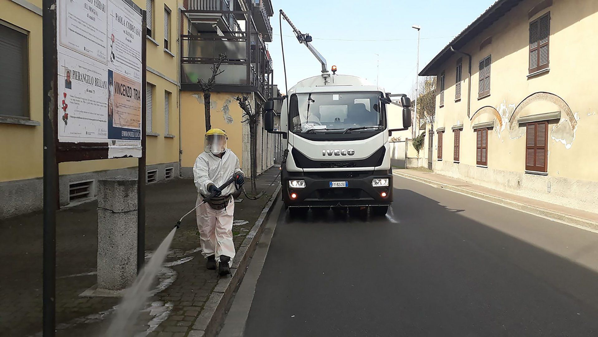 7500 Combi - Balayeuse de voirie Dulevo - 2100 litres - Diesel - Haute performance et faible émission_1