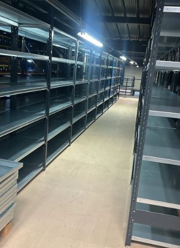 Rayonnage léger professionnel - Stockage pratique et modulable - disponible en achat neuf et occasion_1