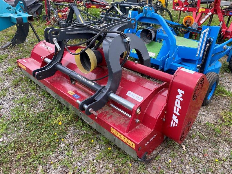 Broyeur à axe horizontal Fpm - tiré/poussé UM 230+ - Largeur 2,30m - Occasion_1