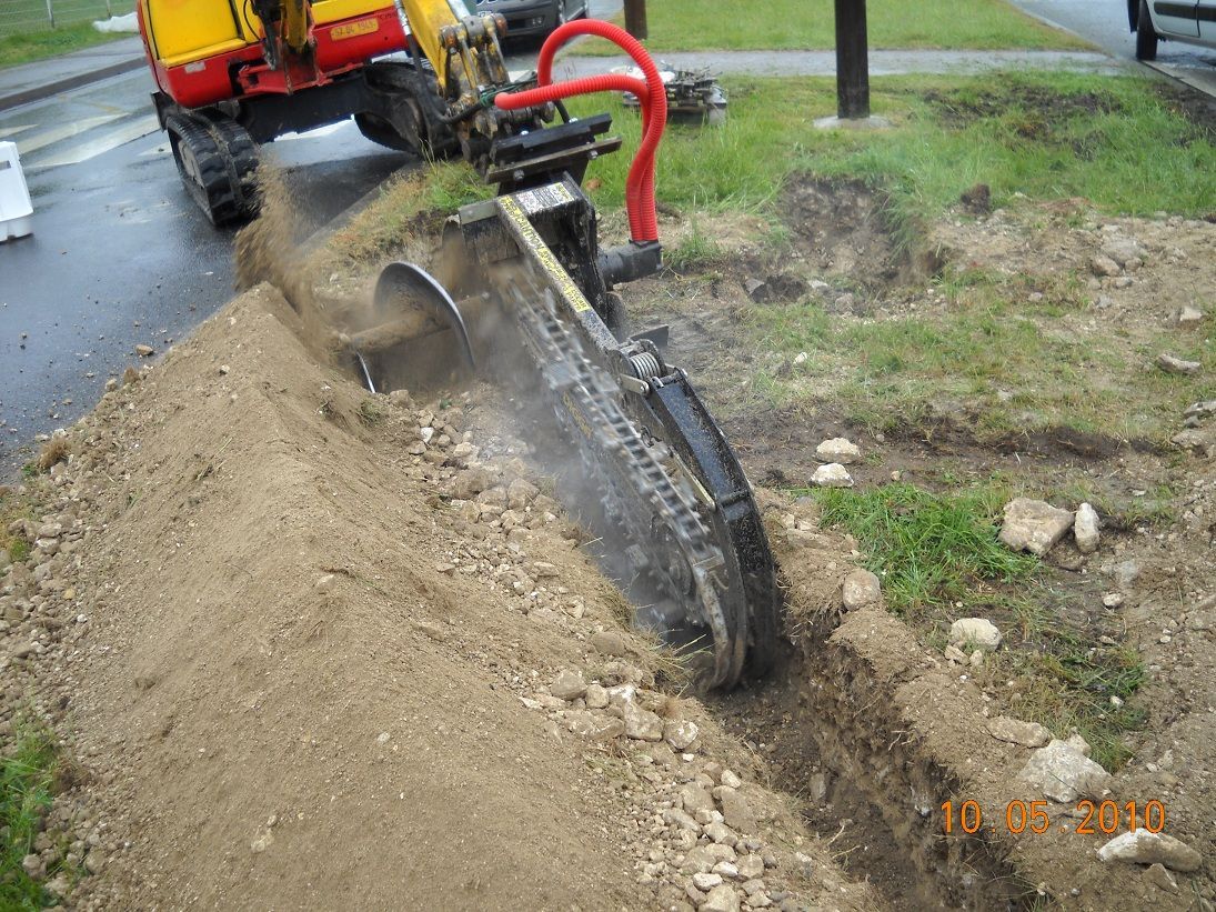 Trancheuse pour terrassement et travaux de VRD