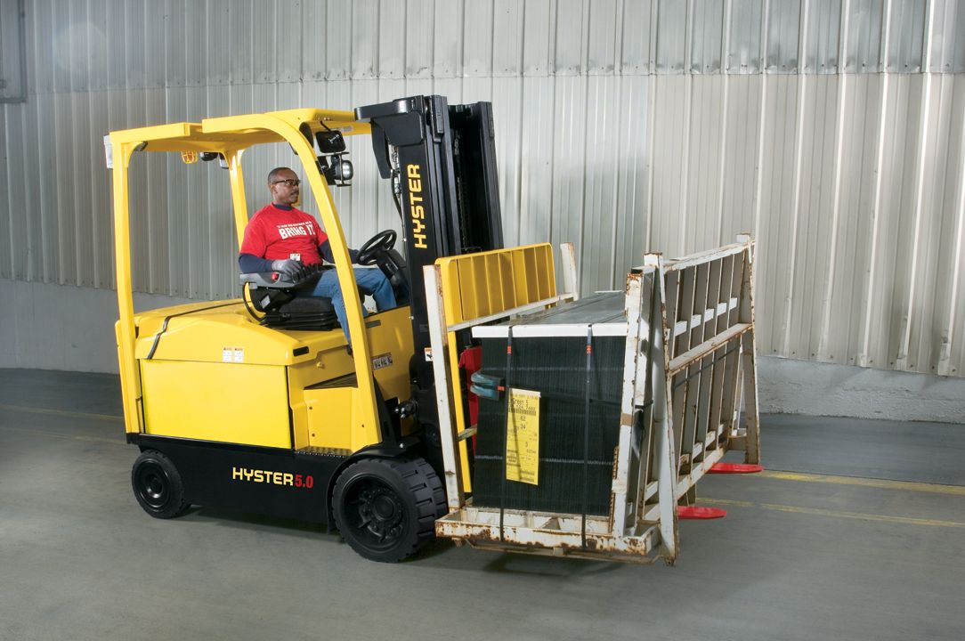 E4.0-5.5XN - Chariot élévateur électrique robuste Hyster - Capacité de charge 4000 à 5500 kg_1