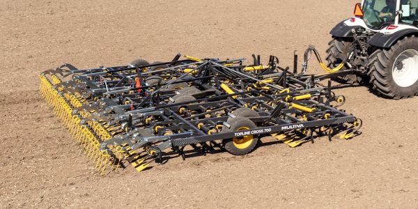 Topline Cross - Herse agricole Multiva - 8 rangées de dents, poids 5020 à 8390 kg, vitesse jusqu'à 15 km/h_1