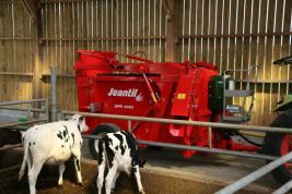 Dpr 4000 sd - désileuse pailleuse Jeantil - longueur intérieure caisse 2.77 m - semi-portée, adaptée bottes rondes et cubiques_1