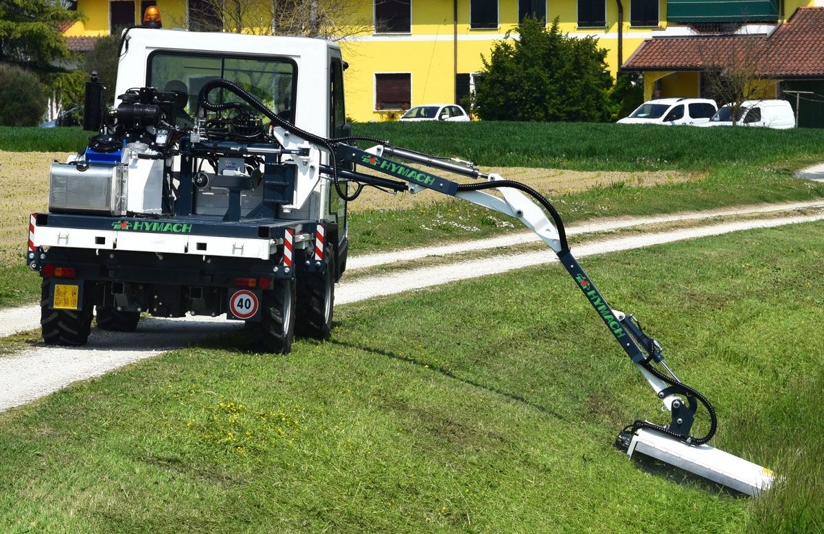 Buddy broyeur d'accotement - Hymach - châssis autoportant réglable en hauteur avec bras hydraulique polyvalent_1
