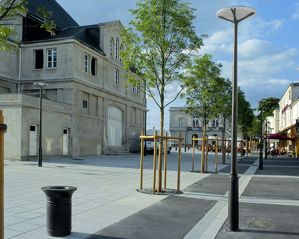 Mât d'éclairage public cylindrique bi-section ambiance / en aluminium_2