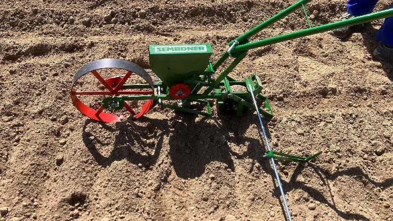 Semoir maraîcher mono-rang*_1