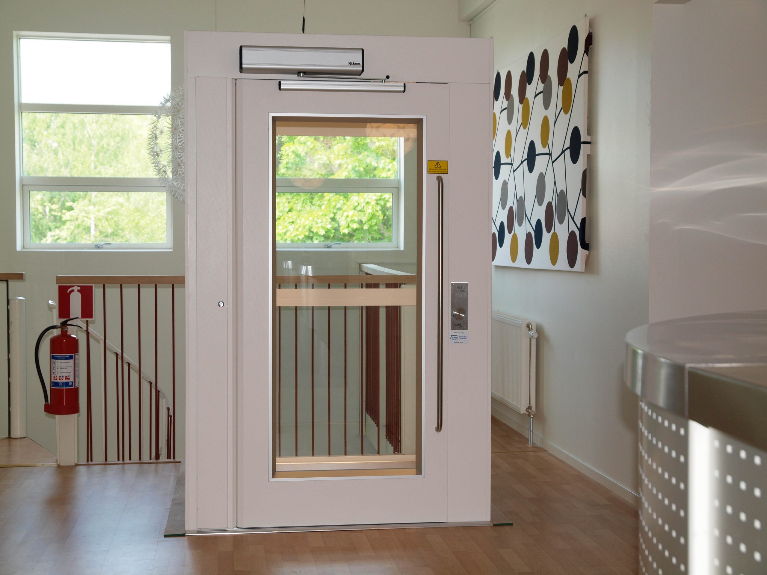 Ascenseur de maison à gaine sur mesure ou standard, version auto-portée, vitrée ou non, 2 à 6 niveaux jusqu'à 16m_1