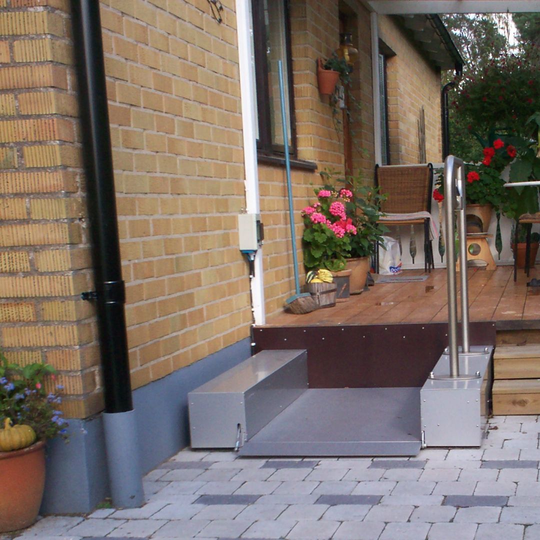 Petite plateforme pour le franchissement d'une hauteur à monter de 50 cm_1