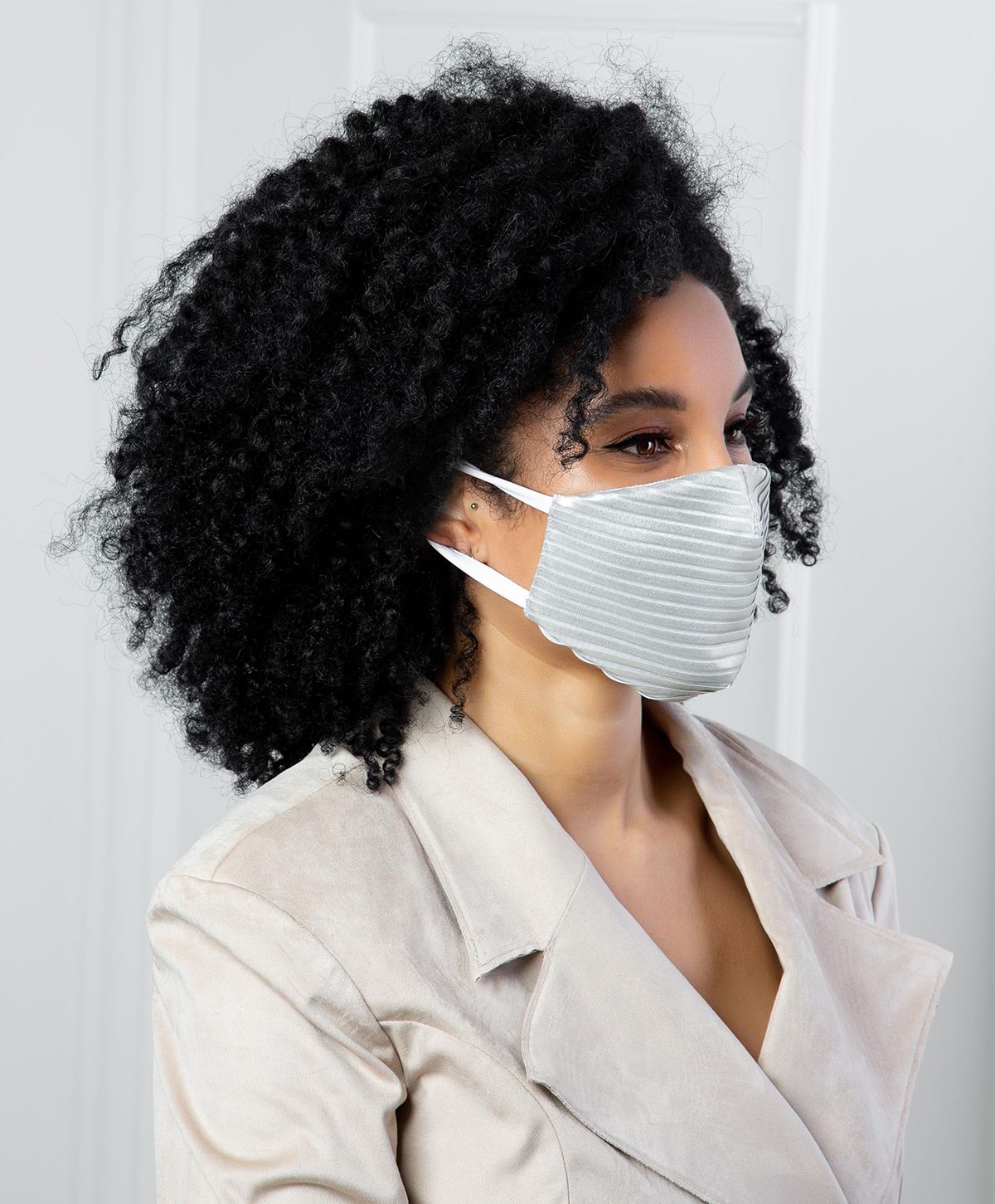 Masque barrière grand public - Nude Dreams - couleur argentée ergonomique - 100% made in France_2