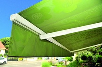 Store banne Super - grandes dimensions jusqu'à 18m - manœuvre électrique - personnalisation et accessoires_1