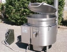 Cuisine roulante légère avec équipements de cuisson circulaires tout inox