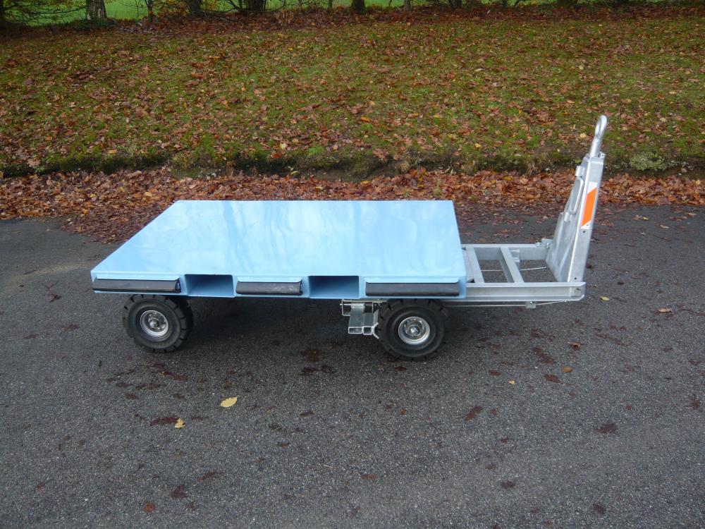 Remorque industrielle avec essieu directeur sur couronne à bille - Capacité plateau 1 tonne - MILOCO: 2152_1