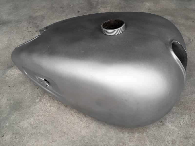 Microbillage inox et aluminium - Décapage mécanique en cabine à jet libre - Finition satinée et protection anti-tache_1