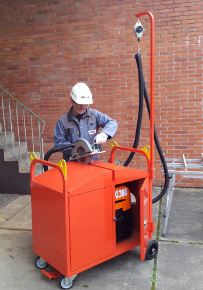 Chariot aspirateur - Tube acier laqué - Coffre 324L pour aspirateur industriel et matériel de sciage_1