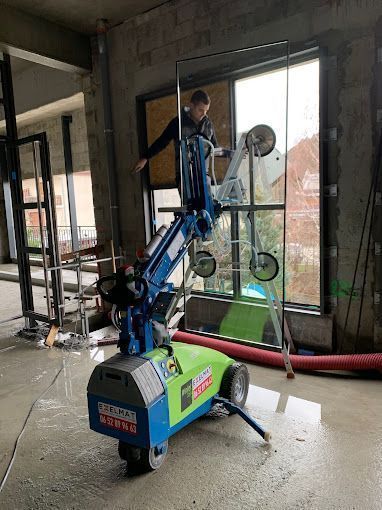 Robot de pose manutention de baies vitrées sur chantier et atelier WINLET 350 kg - Location_2