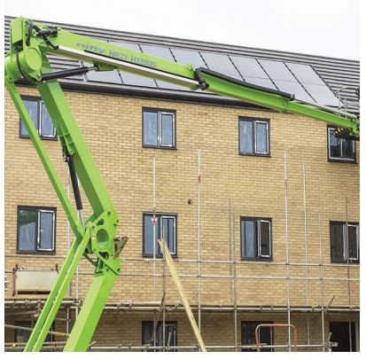 Nacelle articulée hybride - Hauteur de travail 20,8 m - Pose d'enseignes, élagage, décorations de Noël - Disponible en location_1