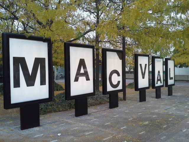 Planimètre extérieur étanche publicitaire simple ou double face  avec ou sans éclairage_1