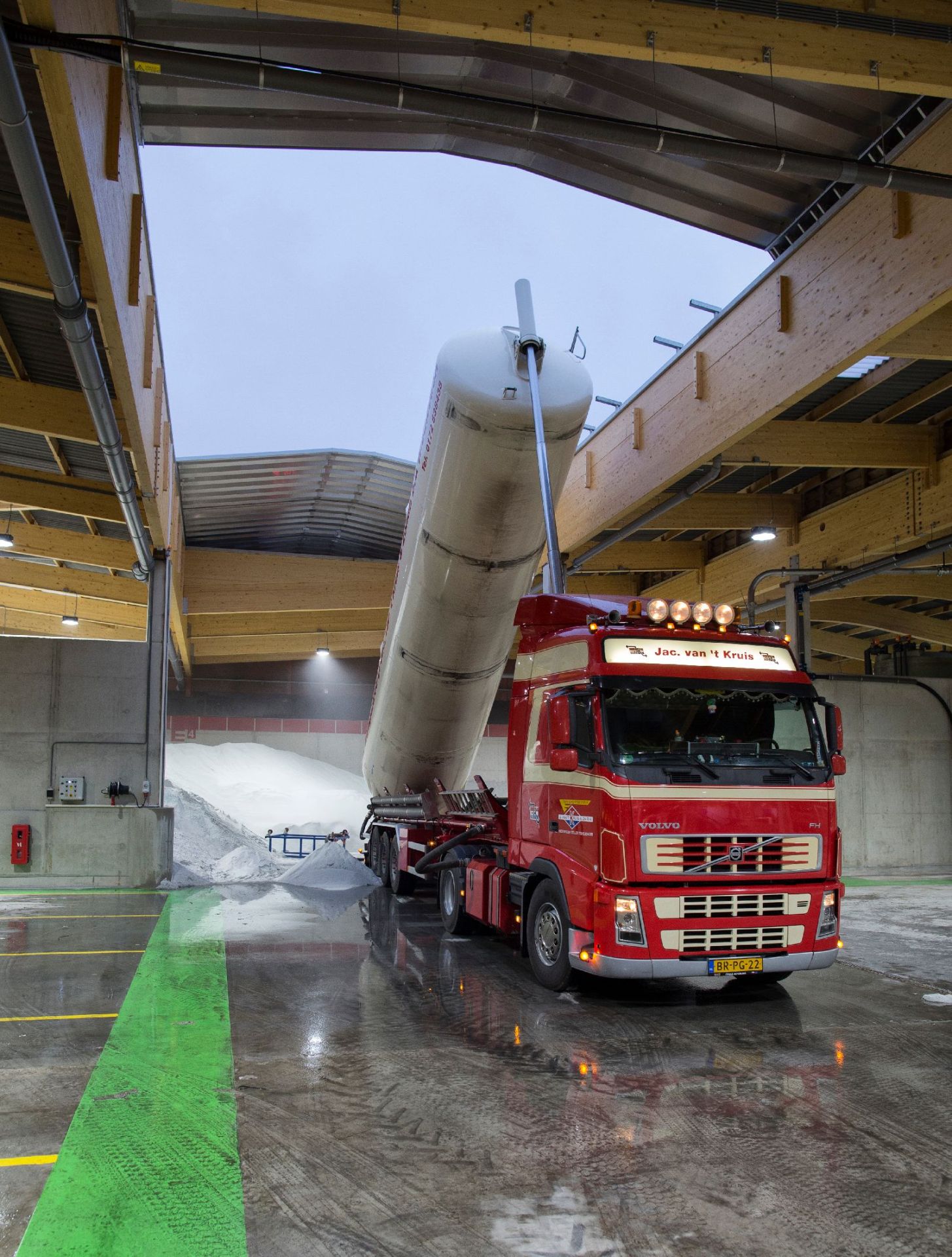 Toit découvrable pour sites industriels_1