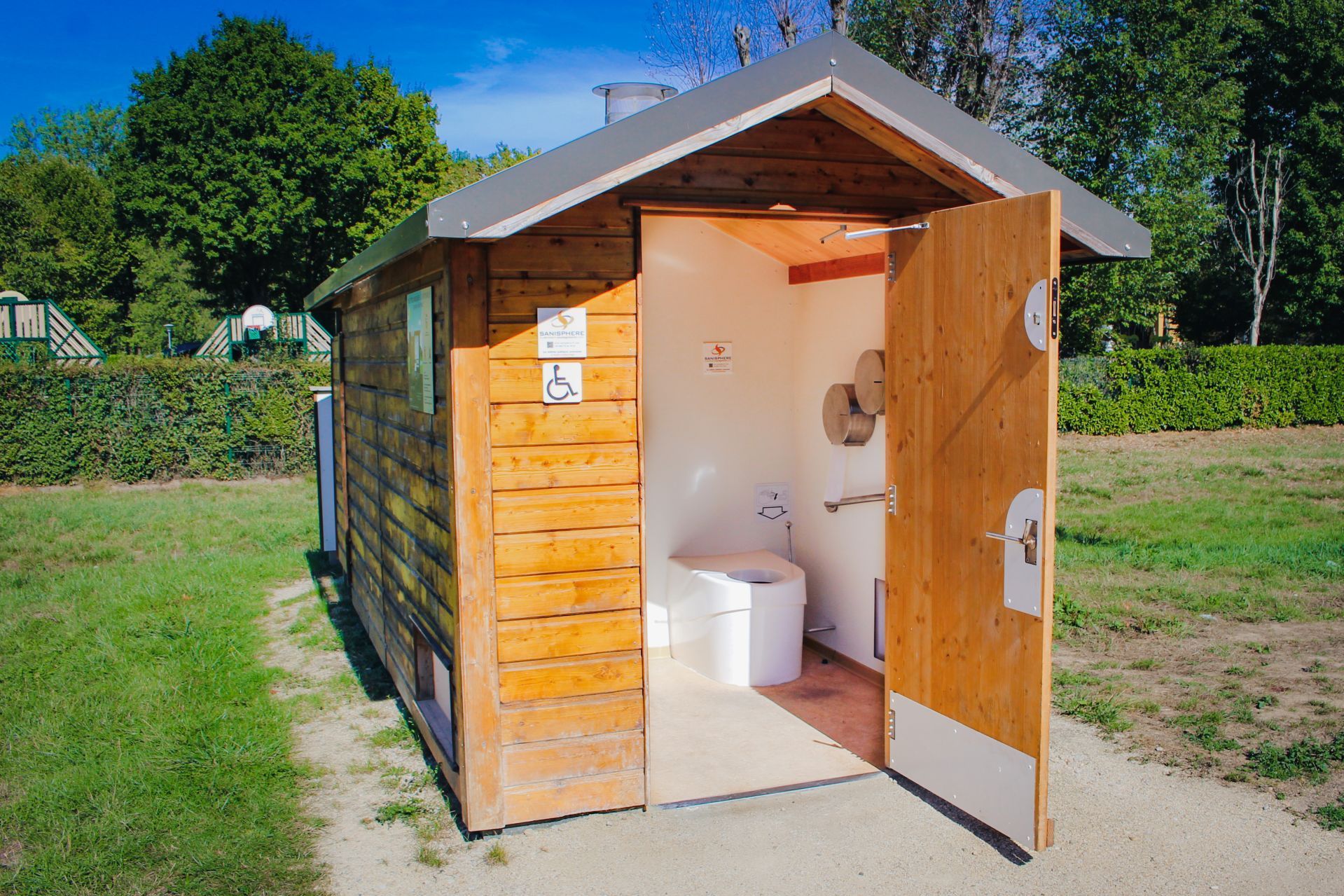 Toilette sanitaire 2 pans_2