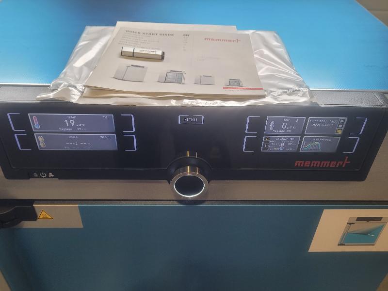 Incubateur / étuve à Co2 MEMMERT ICO150_1