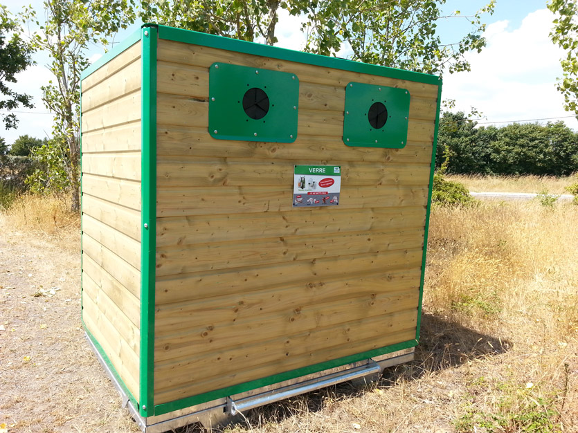 Colonne aérienne d'apport volontaire polytri bois_1