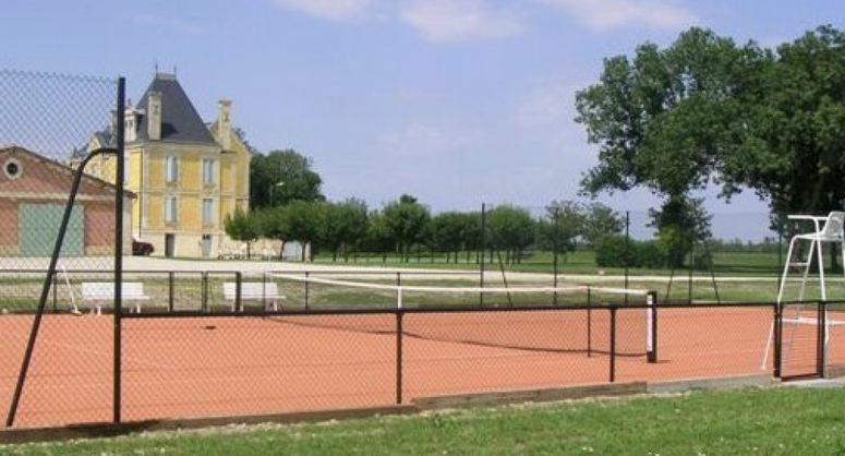 Clôture grillagée -  clôture tennis avec main courante_1