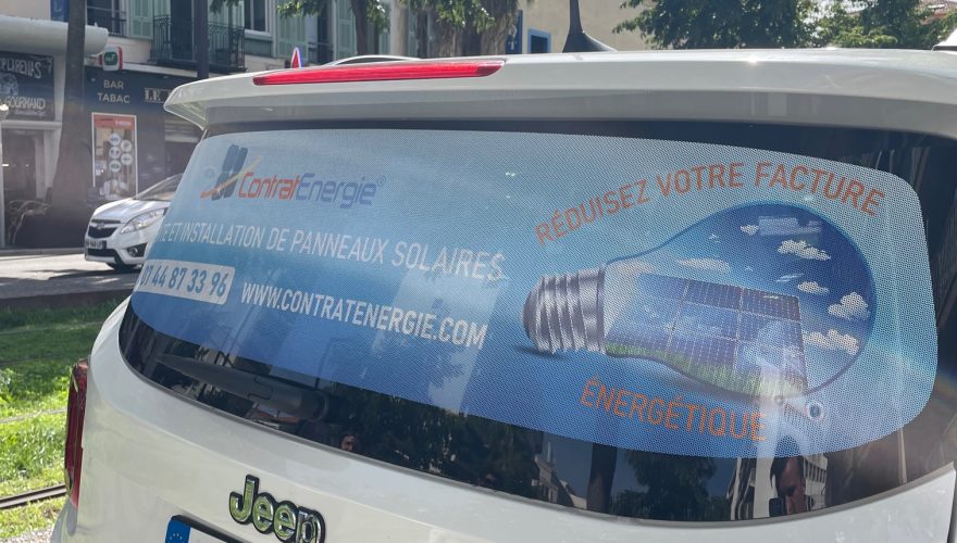 Microperforé sur véhicule - Technique innovante de publicité mobile par PANO Nice Ouest_1