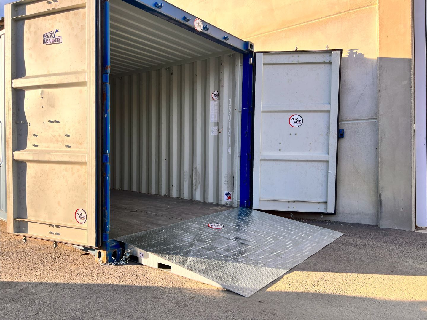 Rampe d'accès galvanisée à chaud pour conteneur au sol - Capacité 8T - AZ Ramp Hcry-08 GAV_1