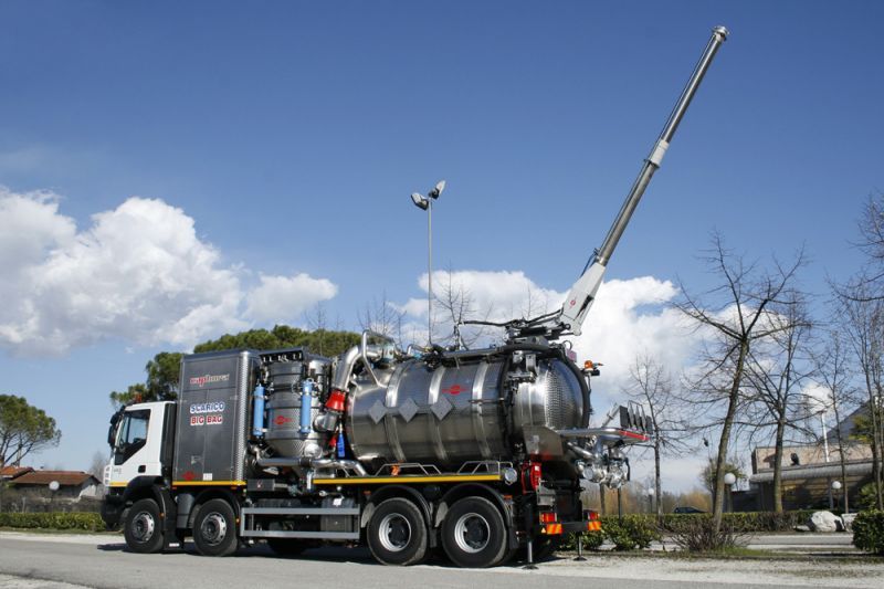 Cap Bora camions aspirateurs - Cappellotto - liquides et pulvérulents, débit 4500-9000 m3/h_1