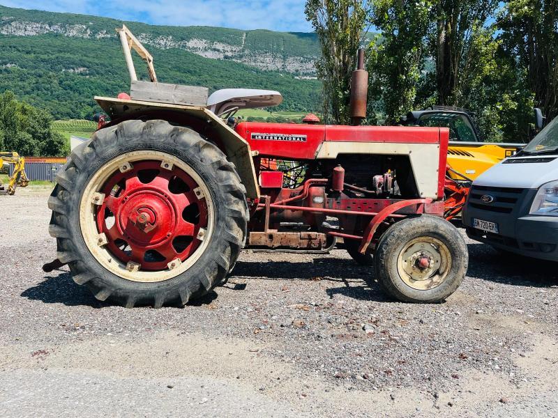 MAC CORMICK Tracteur agricole Rouge 634_1