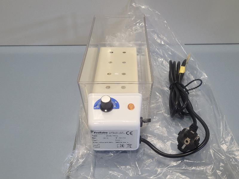 Équipement de laboratoire bain-marie précision ± 0,5°C