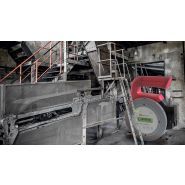 Appareil de mesure des angles relatifs et absolus pour géométrie des machines