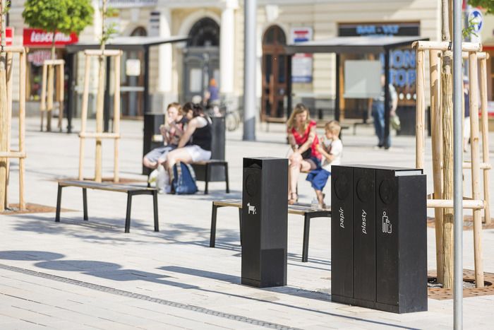 Cp110 - poubelle publique - mmcité 1 a.S. - caponiche avec un rouleau de sachets plastiques, 32 l, avec couvercle_1