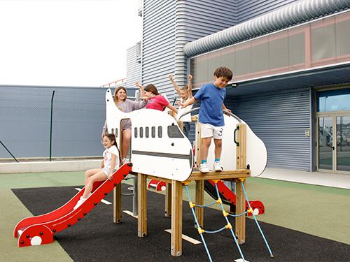 Structure de Jeu Aéroplane en Bois pour Enfants de 3 à 12 ans avec Toboggans et Escalier_1