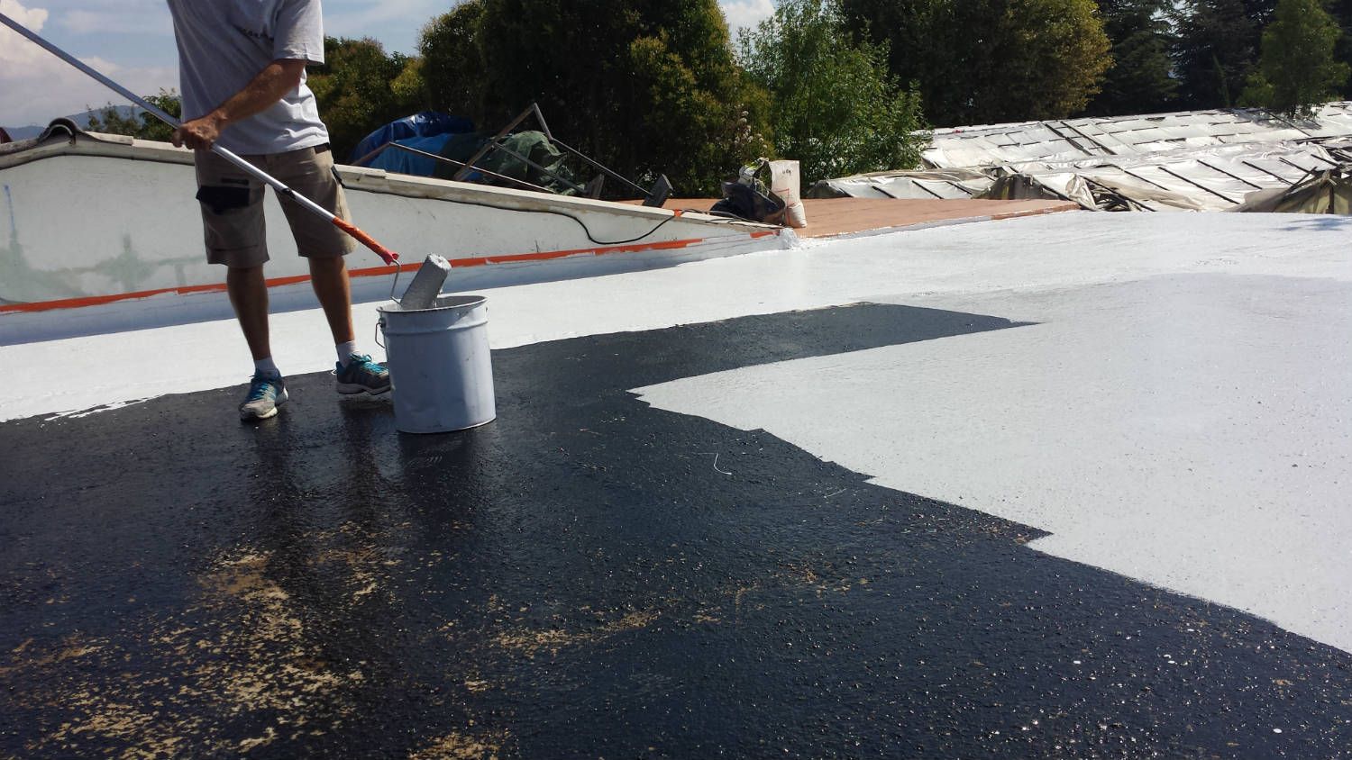 Fixat60 - Fixateur polyuréthane tous supports - Primaire d'accrochage universel extérieur - Matpro SAS - Couleur : jaune incolore_1