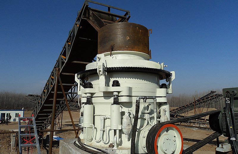 Broyeur giratoire hydraulique à hautes performances